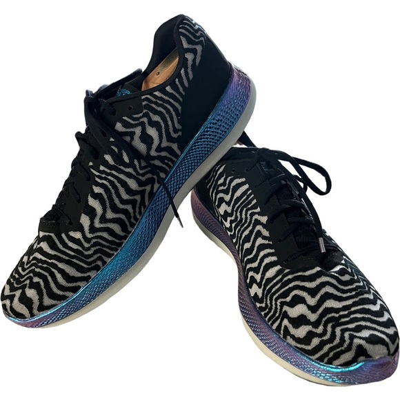 SKECHERSMEN'S GO RUN RAZOR 3 CLOAK HYPER